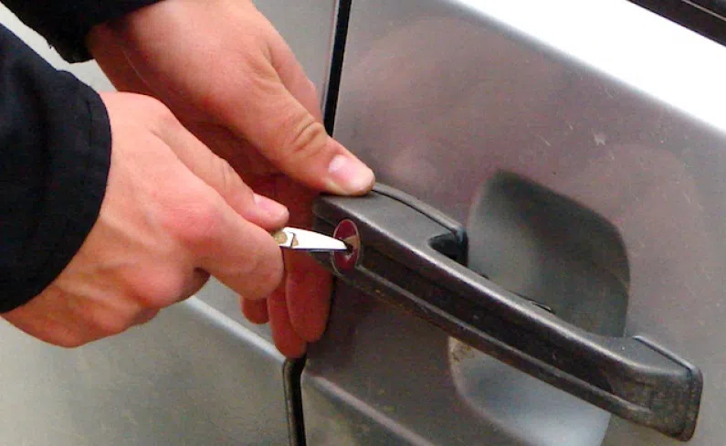 Philadelphia Mobile Locksmith Philadelphia, PA 215-948-9183 - locked-out-of-car-home